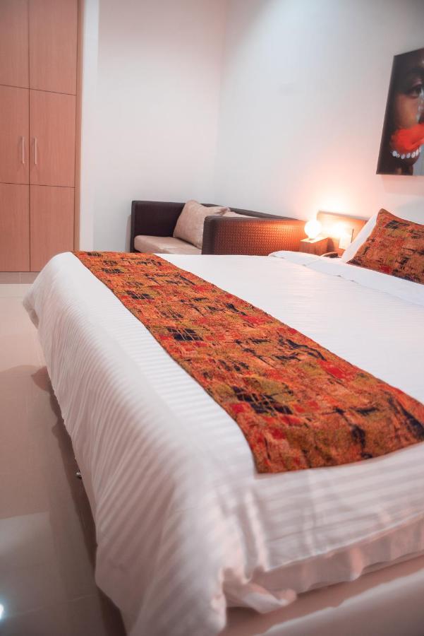 Hotel Union Plaza มอนเตริอา ภายนอก รูปภาพ